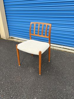 Mid Century Modern Danish Solid Teak Dining Chair By JL Moller Model 83