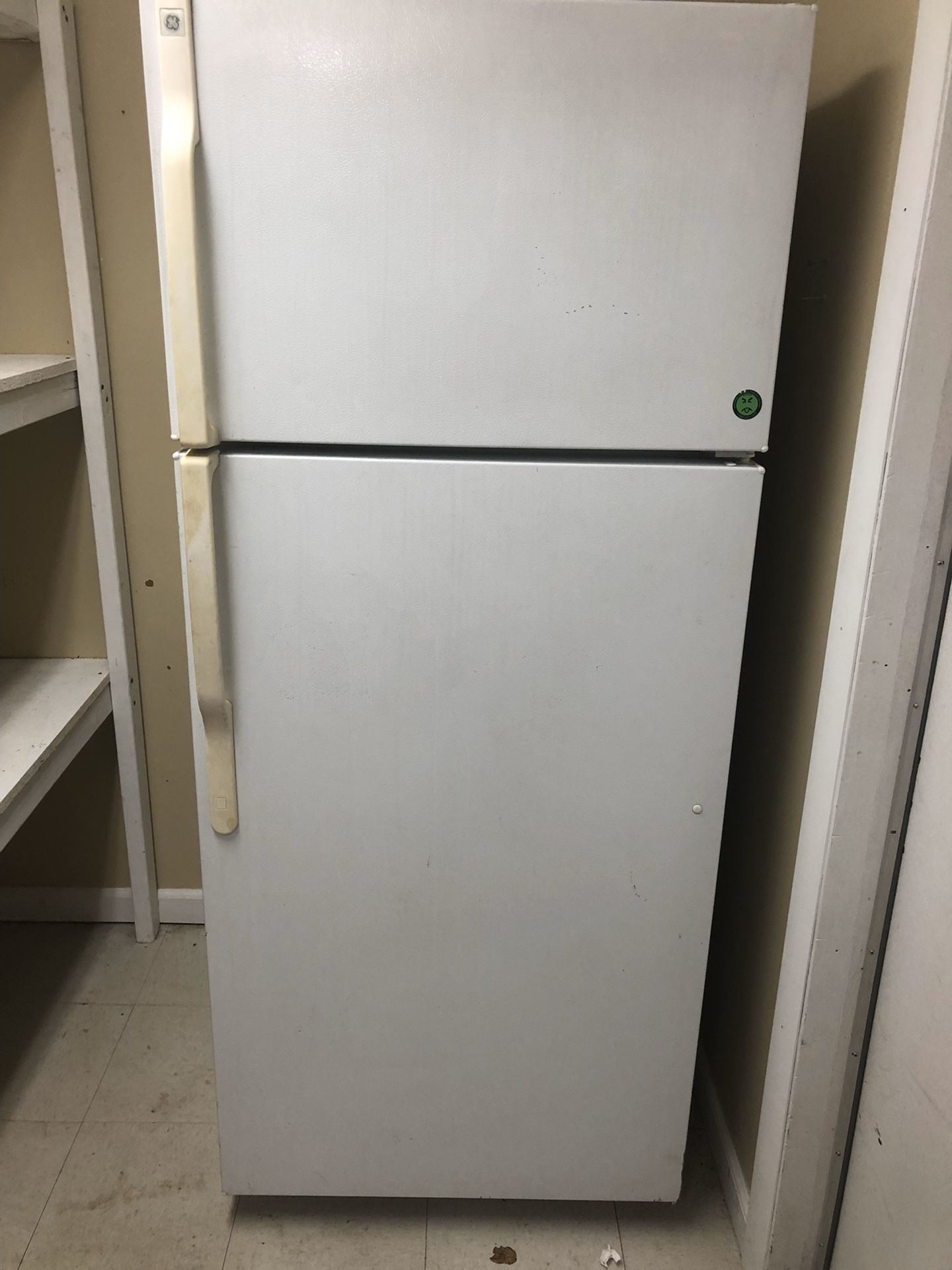 GE Refrigerator