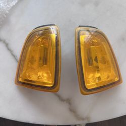 01 Ford Ranger Corner Lights 