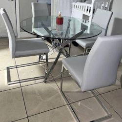 Dining Room CHAIRS in Gray, White, Black & Red