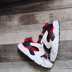 Nikes And Adidas And Dunks 