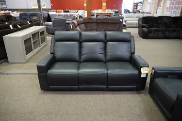 Leather Italia Leather Dual Power Sofa