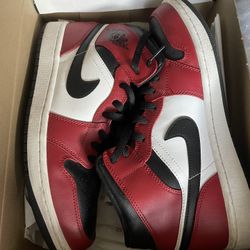 Air Jordan 1 mid 