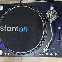 (1) Stanton ST-150 https://offerup.com/redirect/?o=RC5Ecml2ZQ== High-Torque DJ Turntable