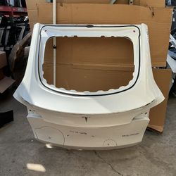 2020 - 2024 TESLA MODEL Y - TAIL GATE LIFT GATE OEM 