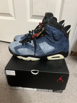 WORN ONCE JORDAN 6 DENIM SIZE 10