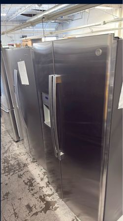 GE Side by side refrigerator
