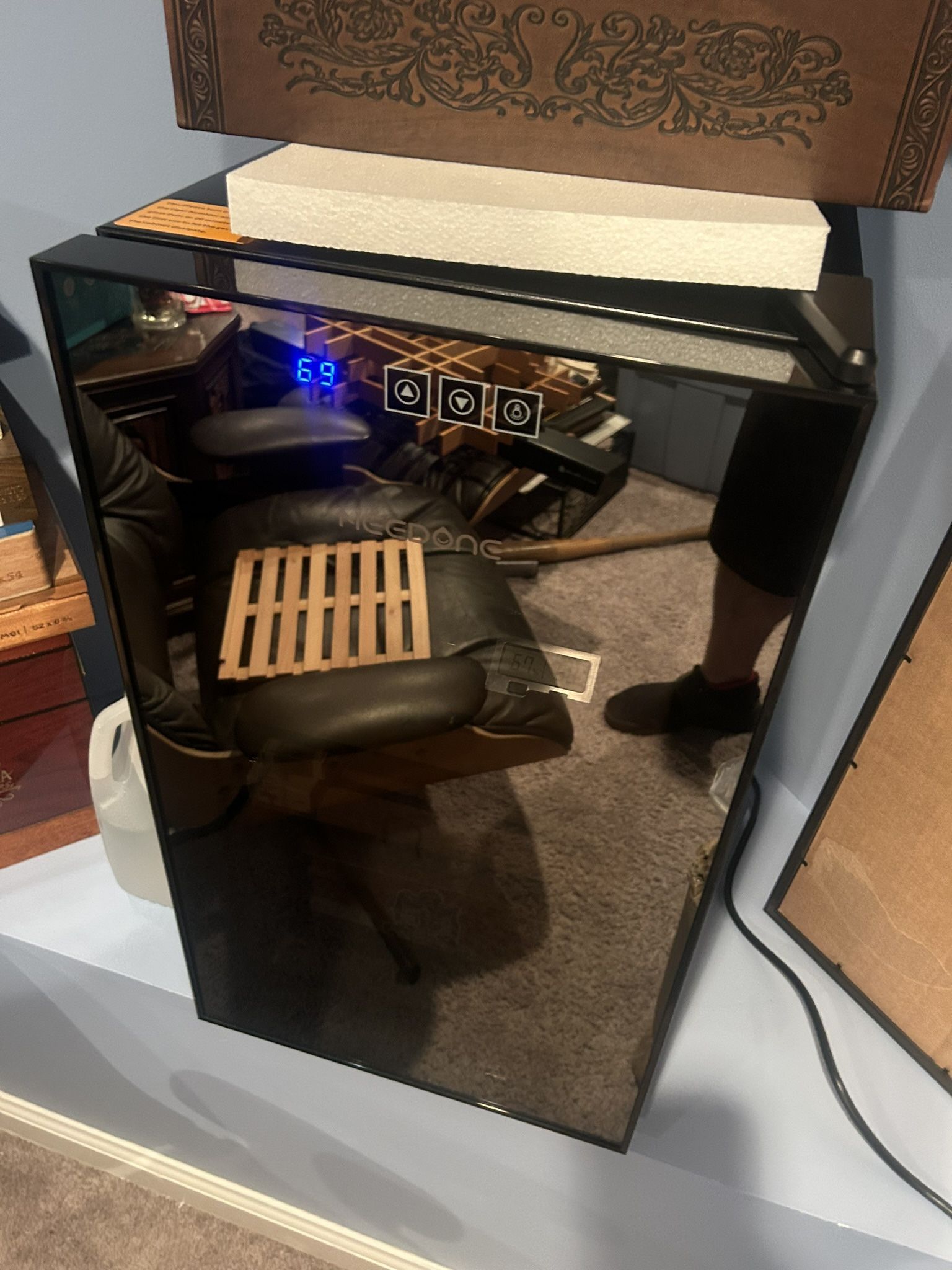 Needone electric Humidor 48L 300 Count
