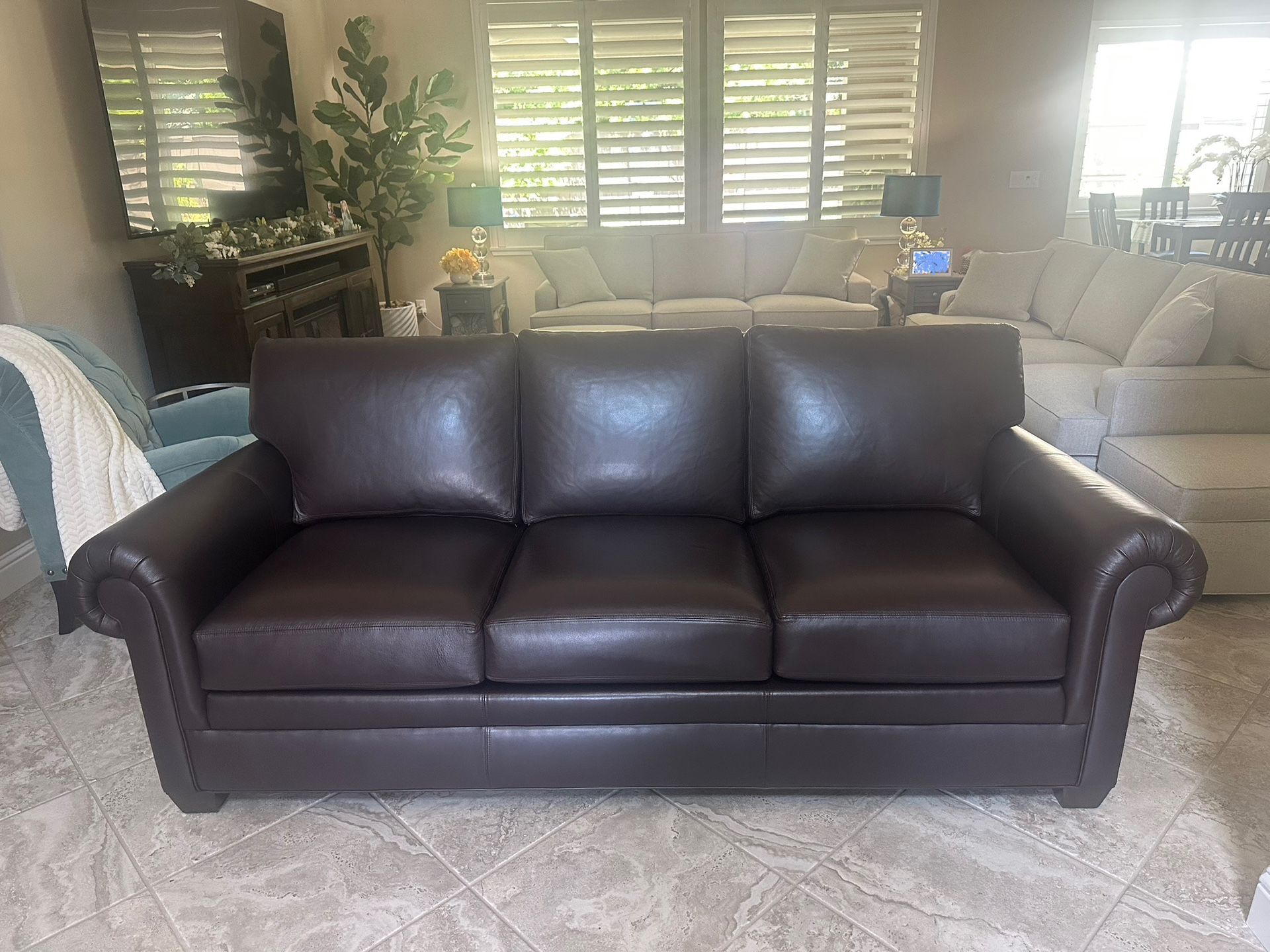 Ethan Allen Sofas *mint condition, original owner*