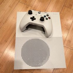 Xbox One S Console - 1TB *Mint Condition*