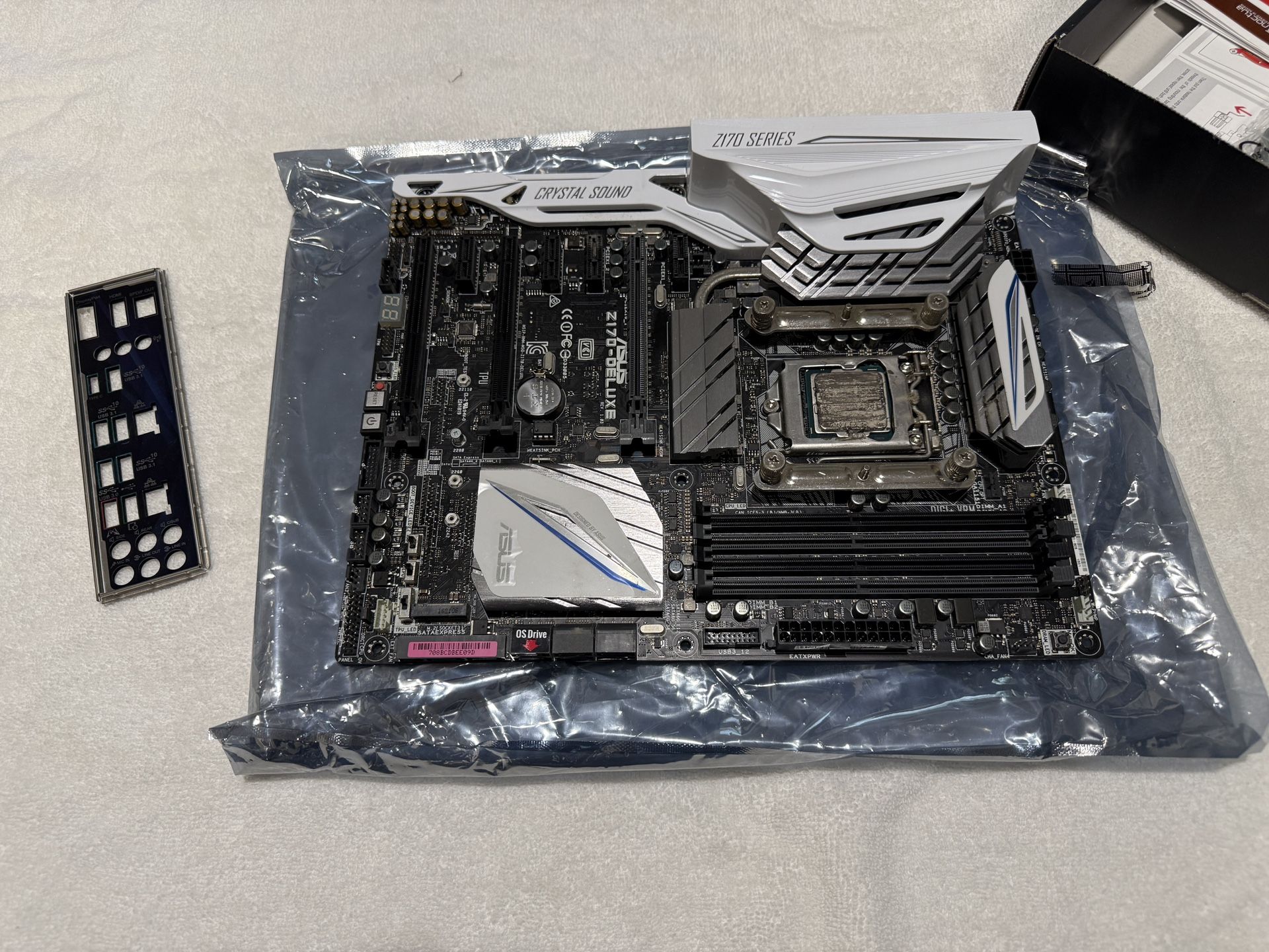 ASUS Z170-DELUXE Motherboard + Intel CPU + I/O Shield
