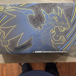 Mega Charizard Ex Ultra Premium Collection