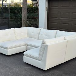 Couch/Sofa Sectional - Modular - Delivery Available 🚛