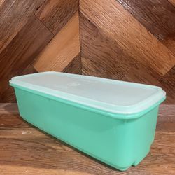 VTG Tupperware Jadite Celery / Veggie Keeper