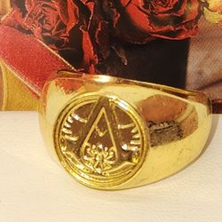 #2395, ASSASSSIN's  CREED MASTER RING, GOLD PLATED Sz10,  