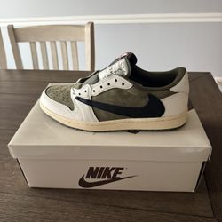 Jordan 1 Low Travis Scott 