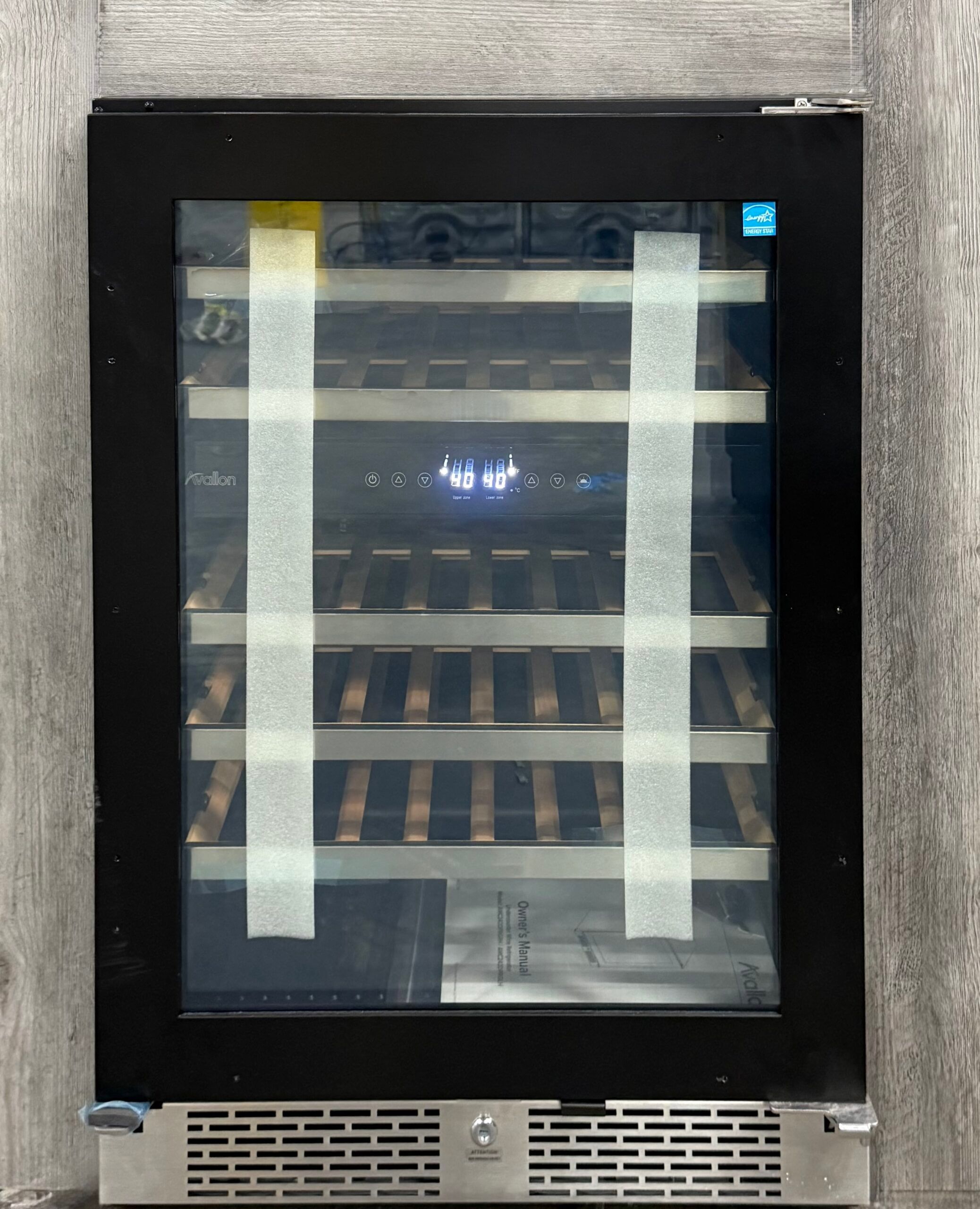 AVALLON Refrigerator AWC242DPRGR 02262 .
