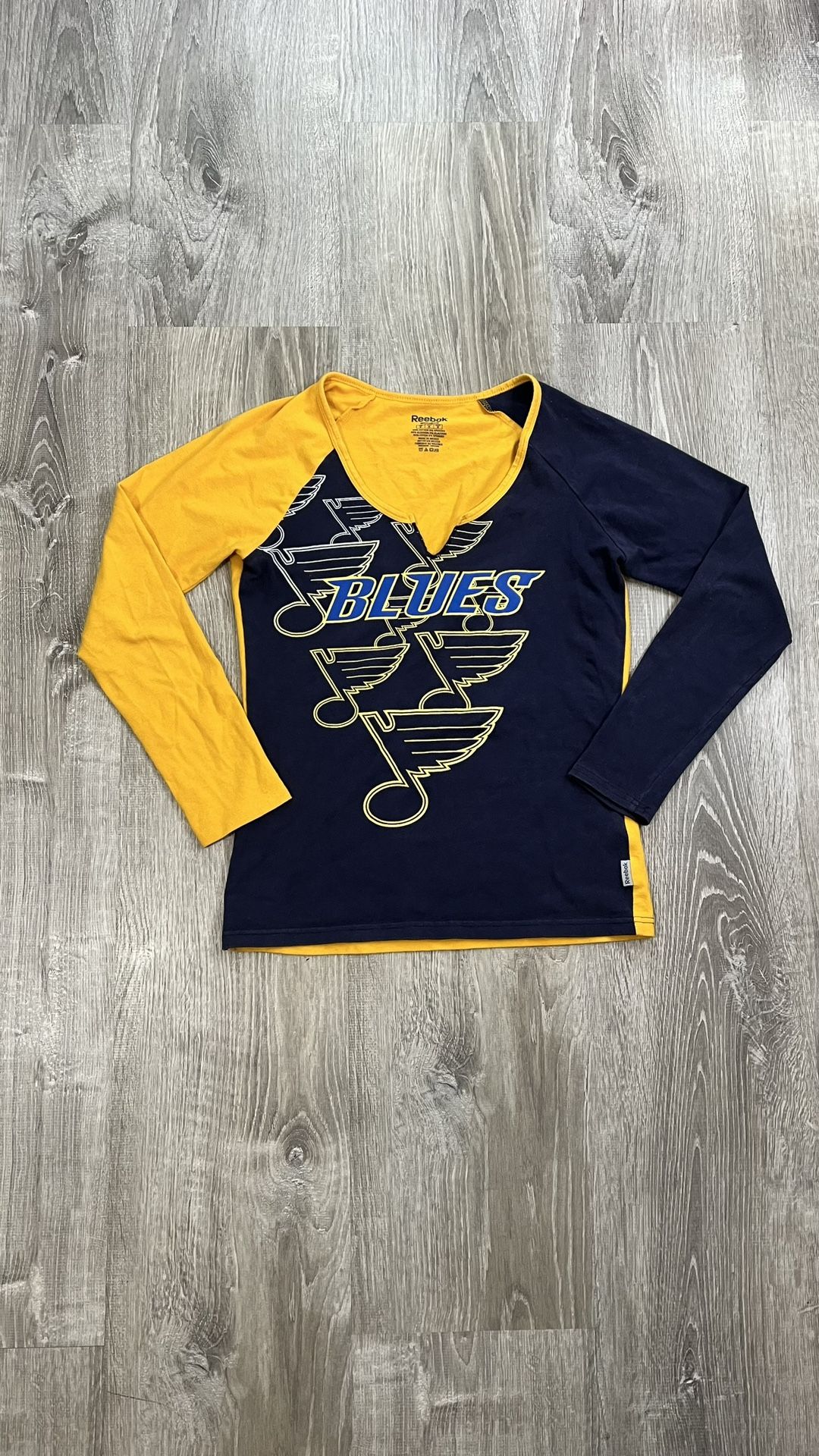 Reebok Small St. Louis Blues Hockey Team NHL Blue and Yellow Cotton Long Sleeve Top Sports