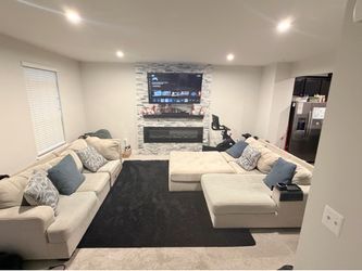Huge sectional $500 or best offer