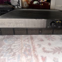 Amplifier Amcron Xl 600