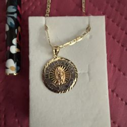 14k Gold Necklace 