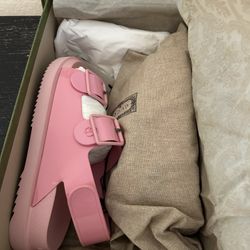 Gucci sandals 