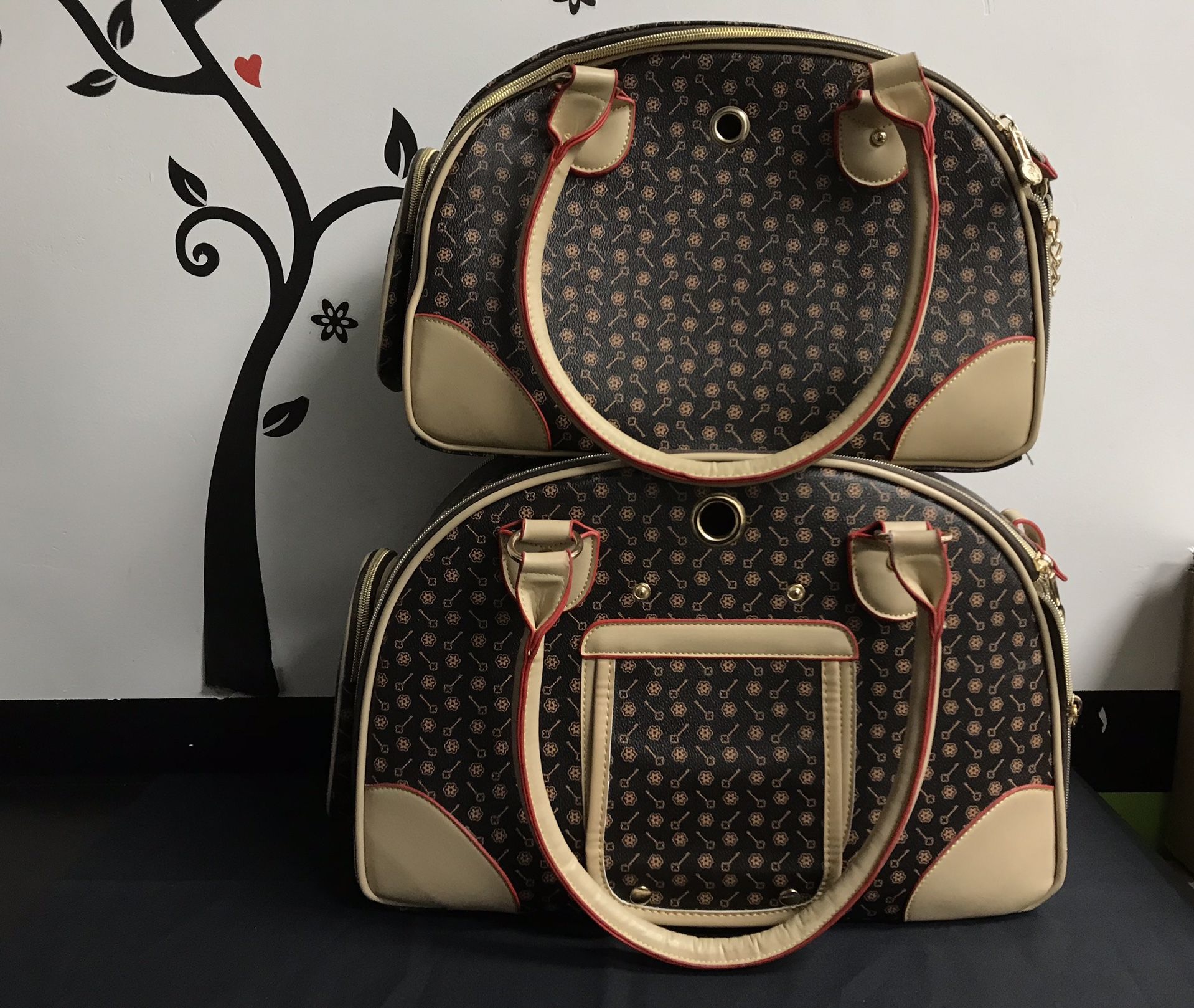 NEW! BETOP HOUSE PU Leather Fashion Dog Carrier Handbag Purse/Cat Tote Bag