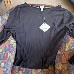 Woman’s Black Lightweight Sweater Size 3X from Target