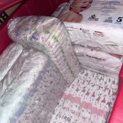 Huggies & Kirkland Size 5 Diapers