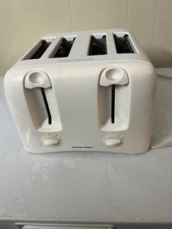 Like New 4 White Slice Toaster