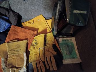 Welding Gloves, welding sleeves, and Master Force Welding Helmet auto darkening Lot
