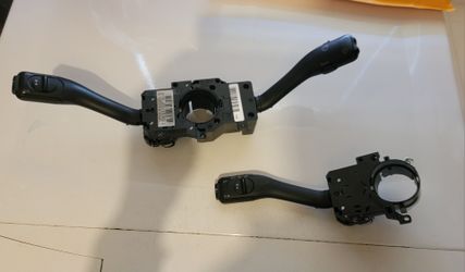 VW AUDI VOLKSWAGEN Clock Springs