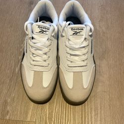 Reebok Sneakers - Size 8 