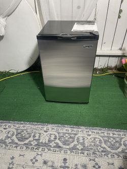Magic Chef - 3.0 cu. ft.Freezer in Stainless Steel
