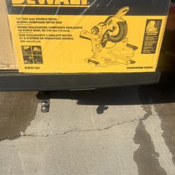 12” ( 305 mm ) Double Bevel Sliding Compound Miter Saw