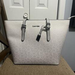 Calvin Klein Women’s Bag 