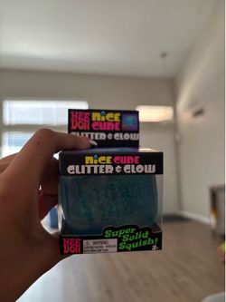 glitter & Glo cube