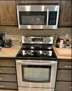 Stainless steel kitchen appliances bundle