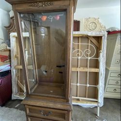 Antique Curio Cabinet (Glass)