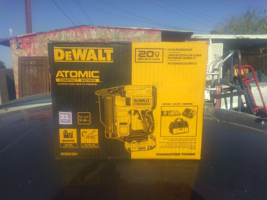 DEWALT 20V BRUSHLESS 23 GAUAGE PIN NAILER (DCN623D1)