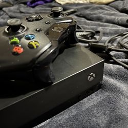 XBOX ONE X 1tb
