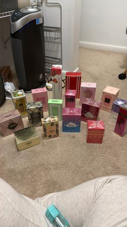 Perfume lot