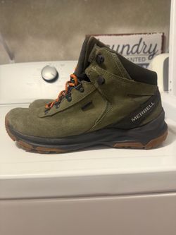Men’s Size 11 Merrell Waterproof Hikers