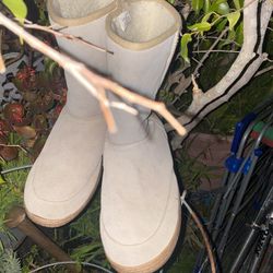Northwest Territory high calf warm, cozy Ugg Style Boots