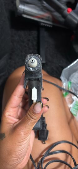 Hot glue gun
