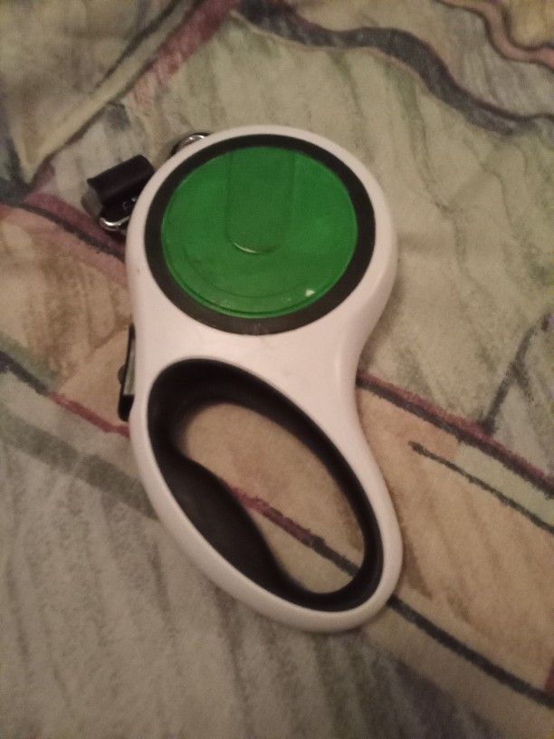 Dog Leash In Good Condition Asking $10 Stretches 15 Feet