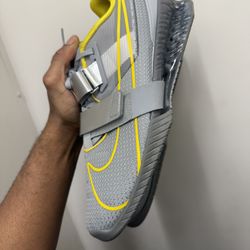 Sz 11,12 Grey And Sz 12 Red