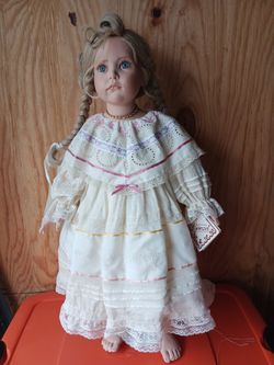 Limited Edition Vinyl Tricia Doll