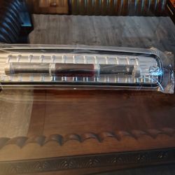 New In BOX. LED THIRD BRAKE LIGHT FOR 2009 DODGE RAM 1500 MODELS ONLY. SEE PHOTOS. CASH & PICKUP ONLY.