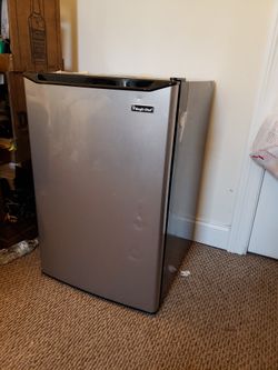 Magic Chef Mini Fridge